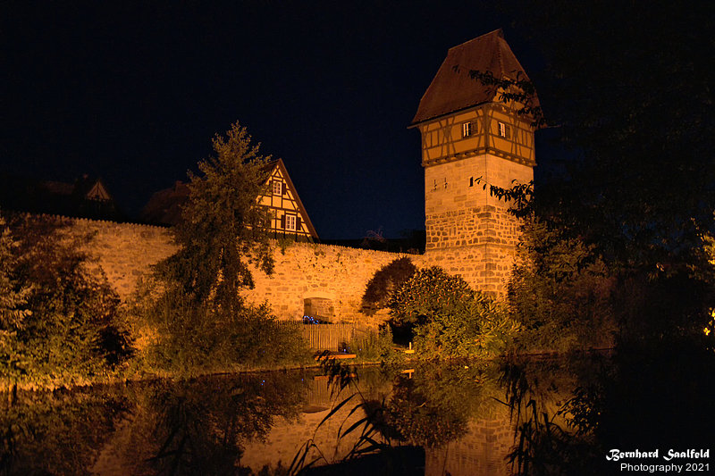 Bernhard Saalfeld - Bäuerlinsturm bei Nacht